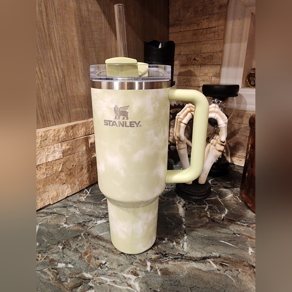 Stanley tumbler